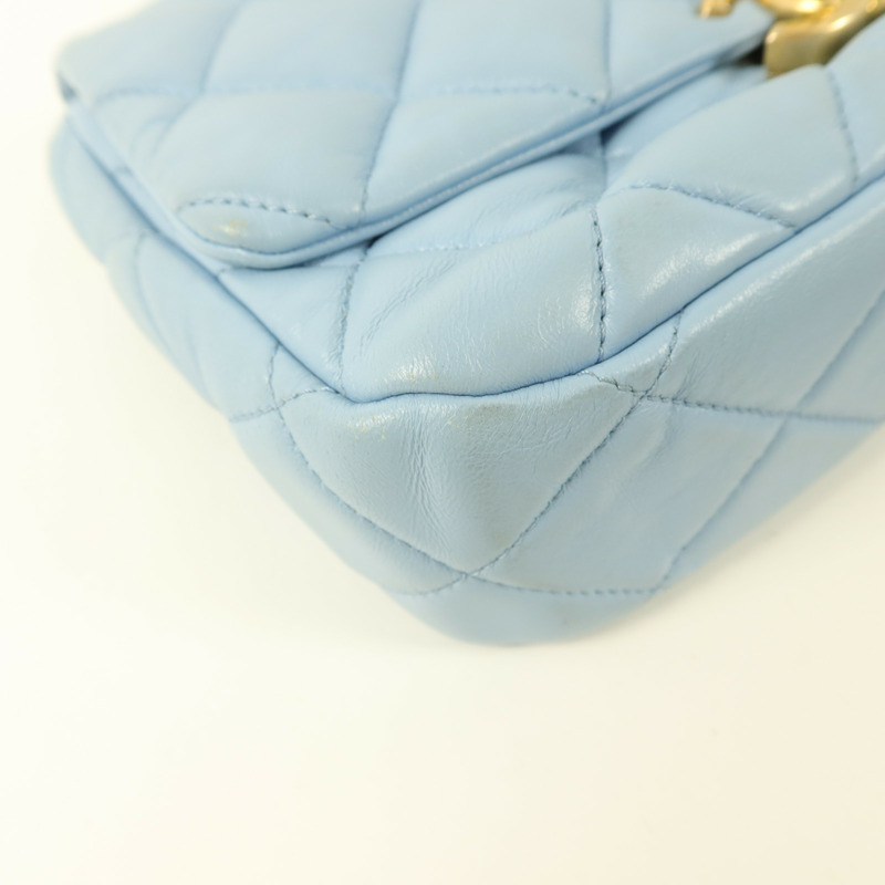 CHANEL 羊皮皮革Lacquered Chain Flap Bag鏈帶肩背袋-12