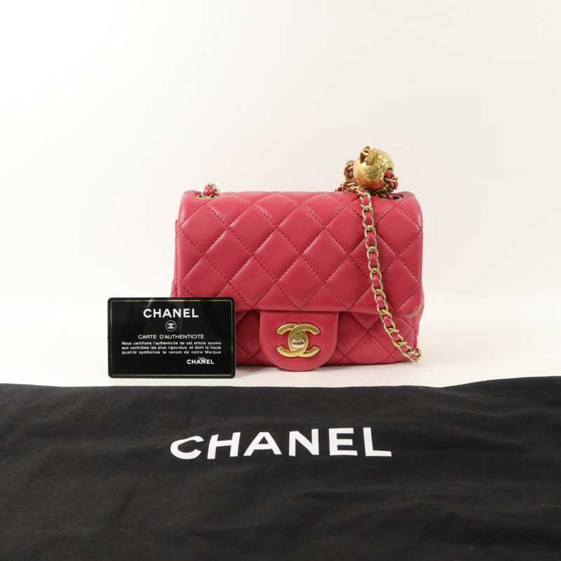 CHANEL 羊皮皮革Mini Classic 17鏈帶肩背袋-9
