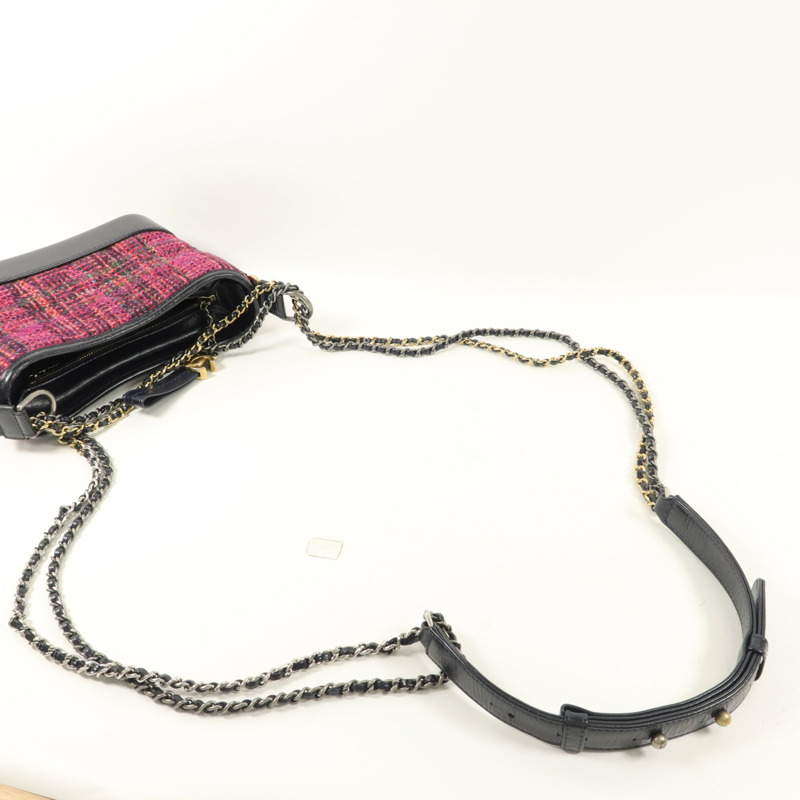 CHANEL 斜紋軟呢/牛皮皮革Gabrielle Small鏈帶肩背袋-7