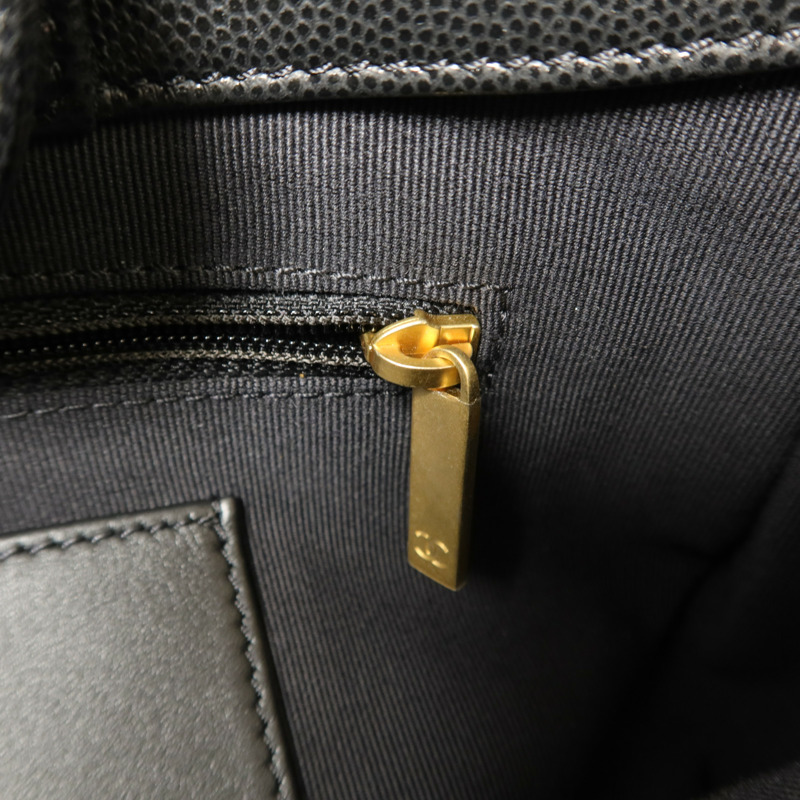 CHANEL 牛皮皮革24C Hobo Bag肩背袋-10