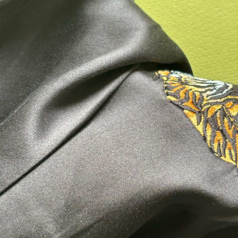 100% 絲質 ::Alexander Wang:: Tiger-embroidered Silk-satin Pyjama Shorts In Black 黑色絲緞老虎刺繡睡衣短褲 S號-7