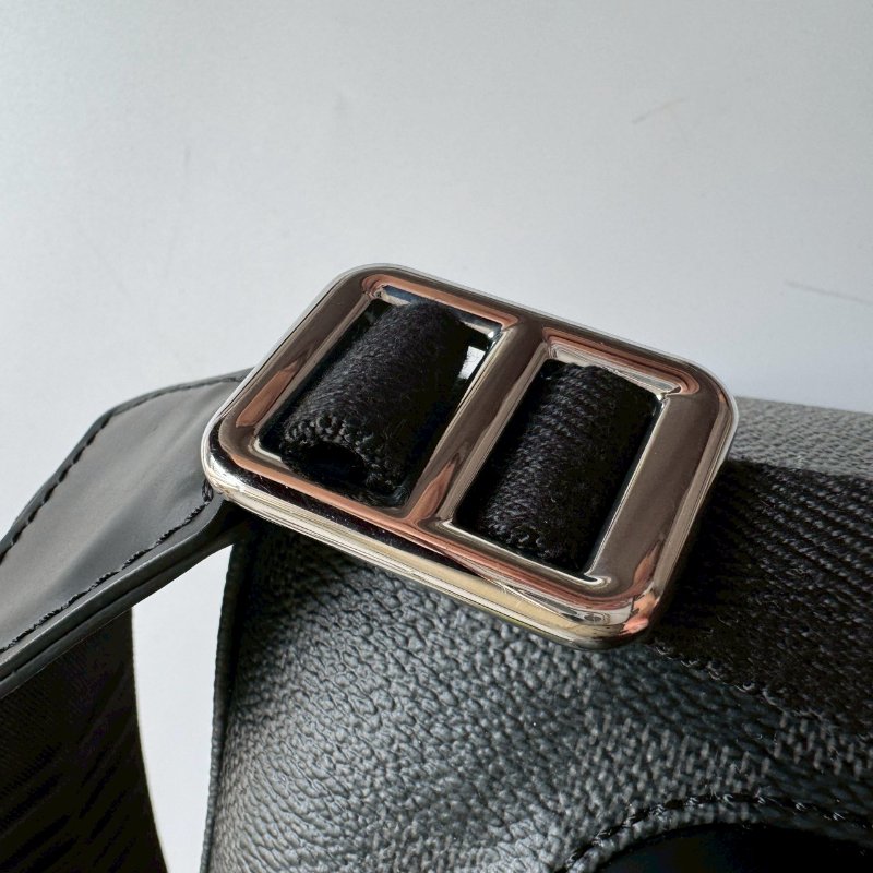 💥這必買 LV N41473 黑色棋盤格超帥後背包-12