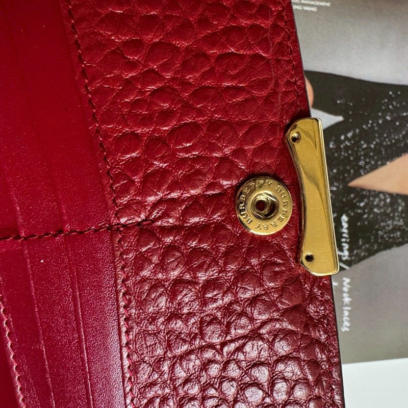 💫絕版款💥BURBERRY 紅色拼黑色拉鍊釦式長夾-8