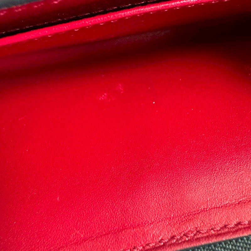 💫絕版款💥BURBERRY 紅色拼黑色拉鍊釦式長夾-20