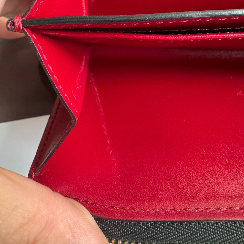 💫絕版款💥BURBERRY 紅色拼黑色拉鍊釦式長夾-23