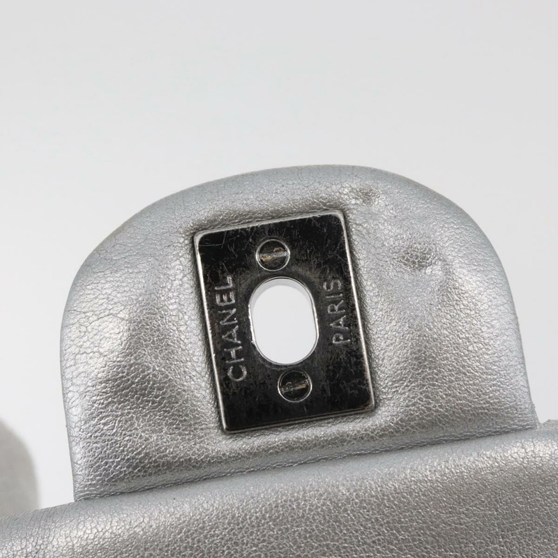 【日本直送】香奈兒 (CHANEL) 絎縫鏈條肩背包，銀色雙C標誌，附沖孔皮革，正品編號 ka3473SAM-8