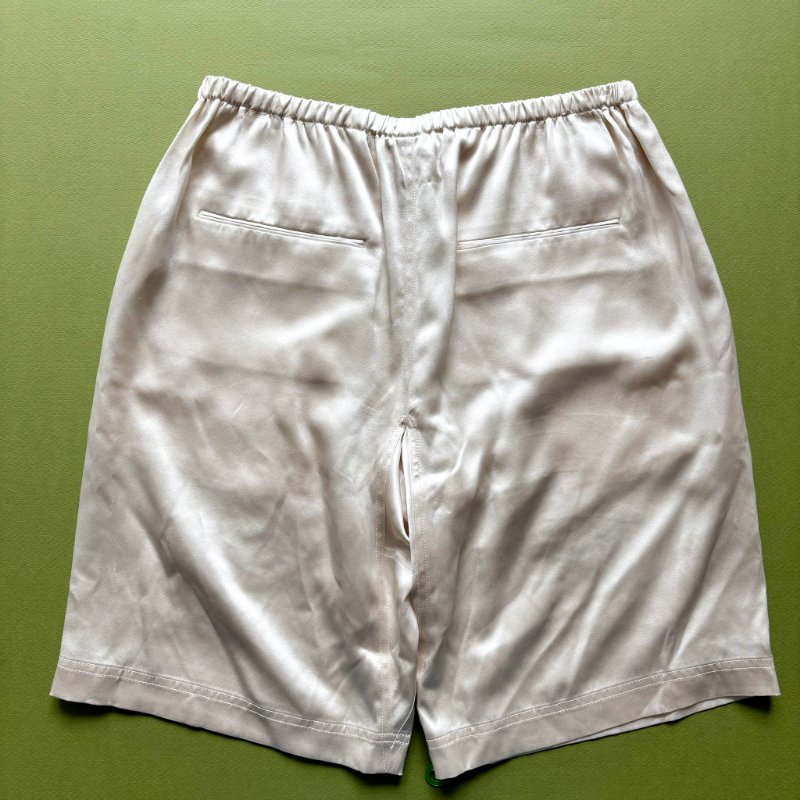 100% 絲質 ::Alexander Wang:: Tiger-embroidered Silk-satin Pyjama Shorts In Black 白色絲緞鯉魚刺繡睡衣短褲 S號-1