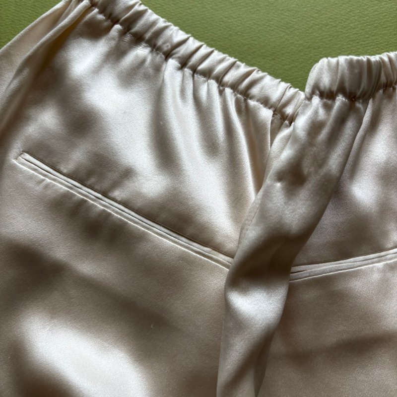 100% 絲質 ::Alexander Wang:: Tiger-embroidered Silk-satin Pyjama Shorts In Black 白色絲緞鯉魚刺繡睡衣短褲 S號-18