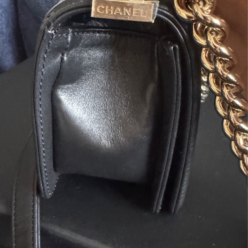 近全新膠膜都在香奈兒CHANEL BOY 20 編織款限量秀款淡金鏈 淡金釦-4