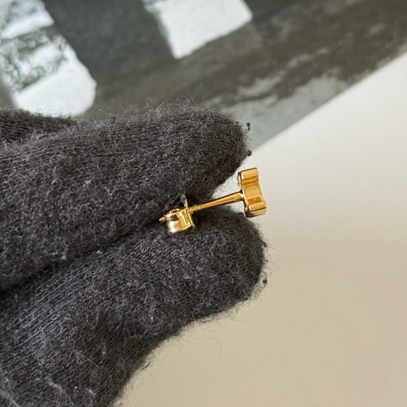 Triomphe 凱旋標誌及樹脂珍珠三件組耳環(金色/象牙白)-3