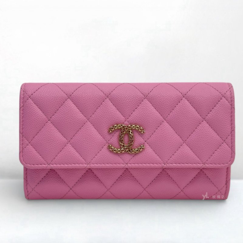 S5275-Chanel 粉荔枝牛皮鏤空雙C LOGO下蓋中夾AP3183-0