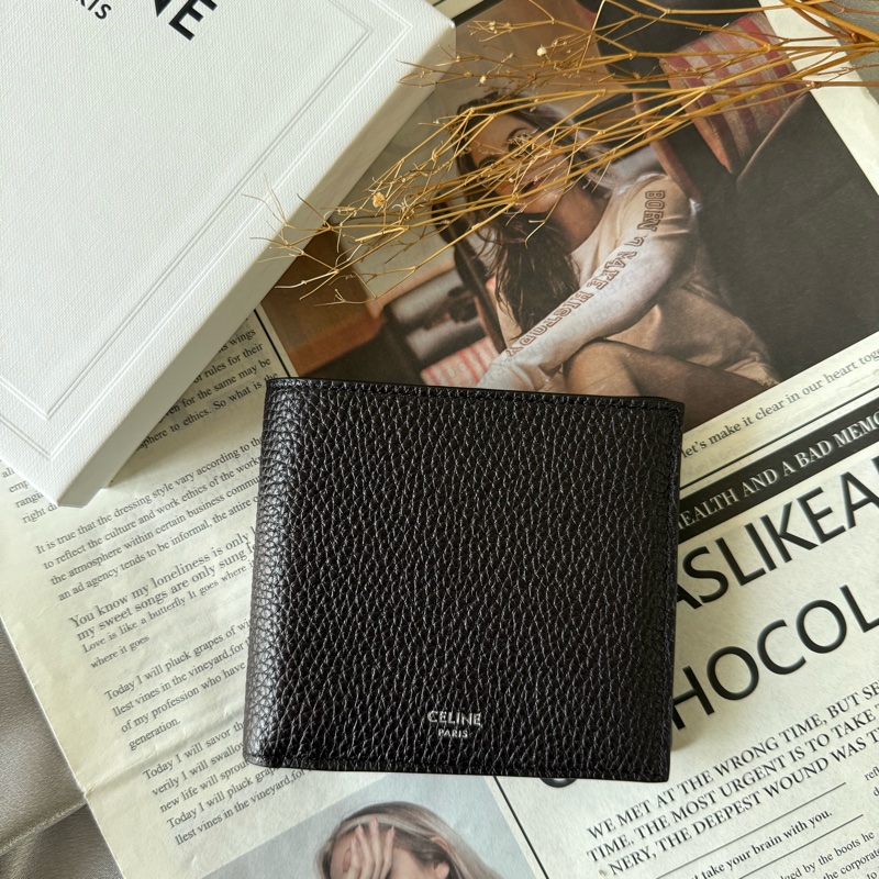 銀字粒紋牛皮對開零錢袋短夾(咖啡色)-0