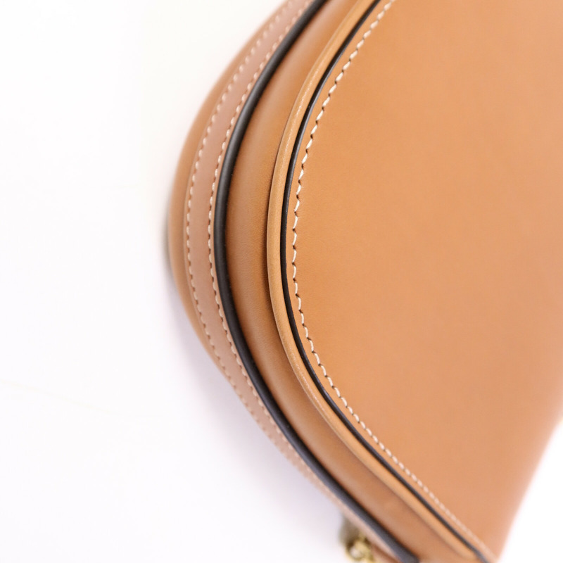 CELINE 牛皮皮革Miedium Chain Maillon Triomphe鏈帶肩背袋-12