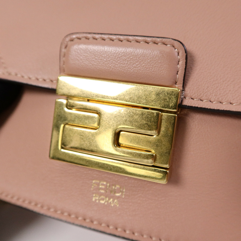 FENDI 羊皮皮革Kan U Shoulder Bag鏈帶肩背袋-7