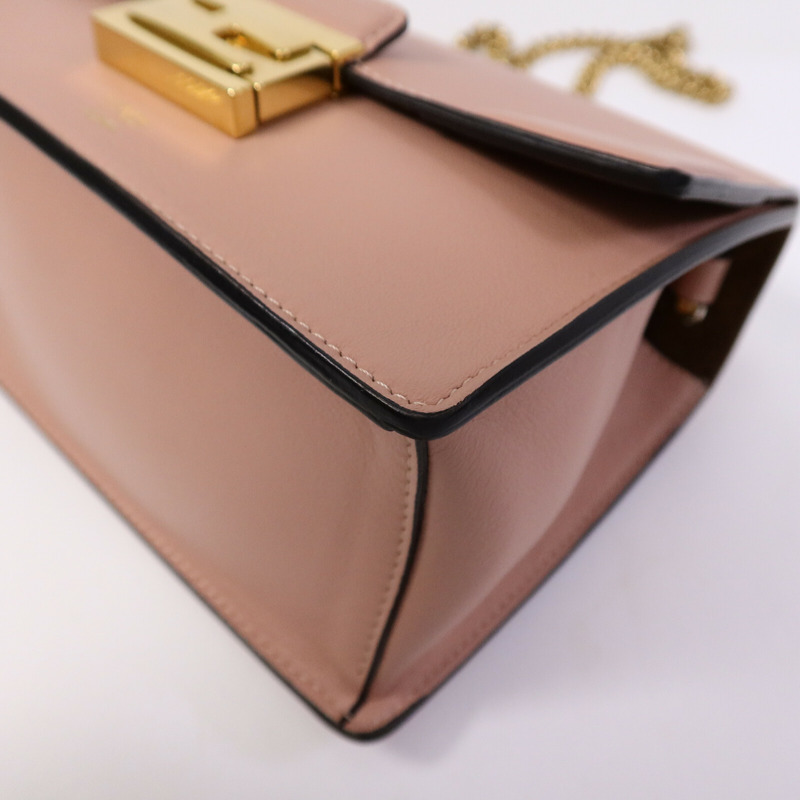 FENDI 羊皮皮革Kan U Shoulder Bag鏈帶肩背袋-11