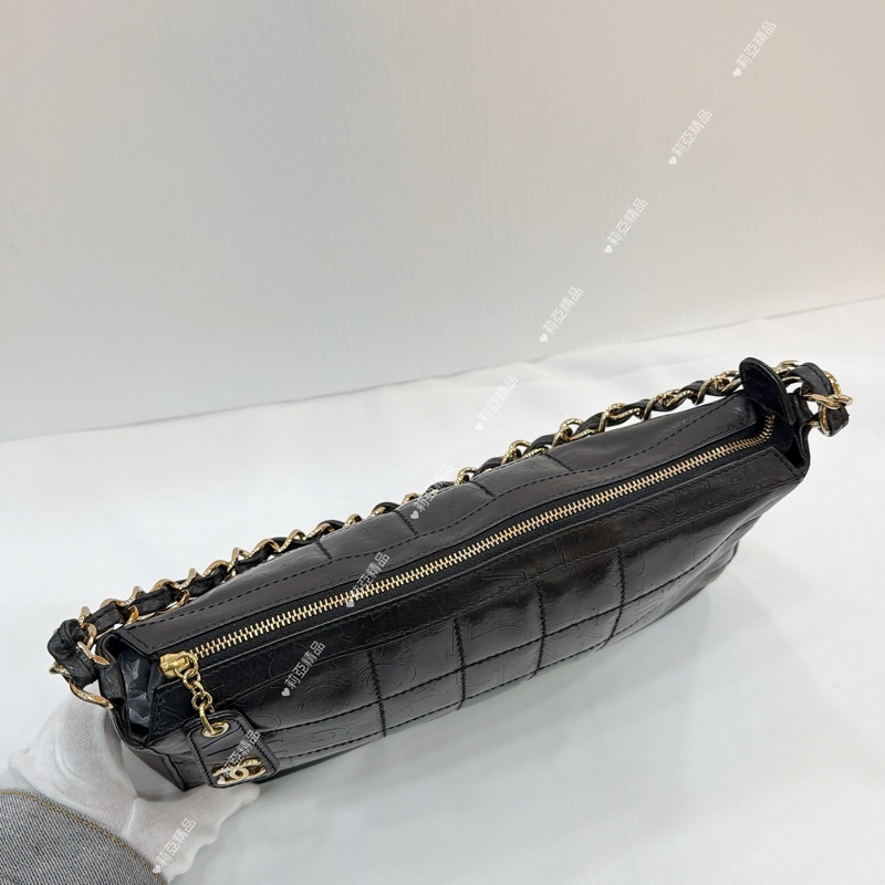 莉亞精品♡ Chanel A1935 7495656 字母浮雕冰格 手提包 腋下包 二手-6