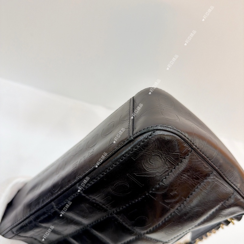 莉亞精品♡ Chanel A1935 7495656 字母浮雕冰格 手提包 腋下包 二手-8