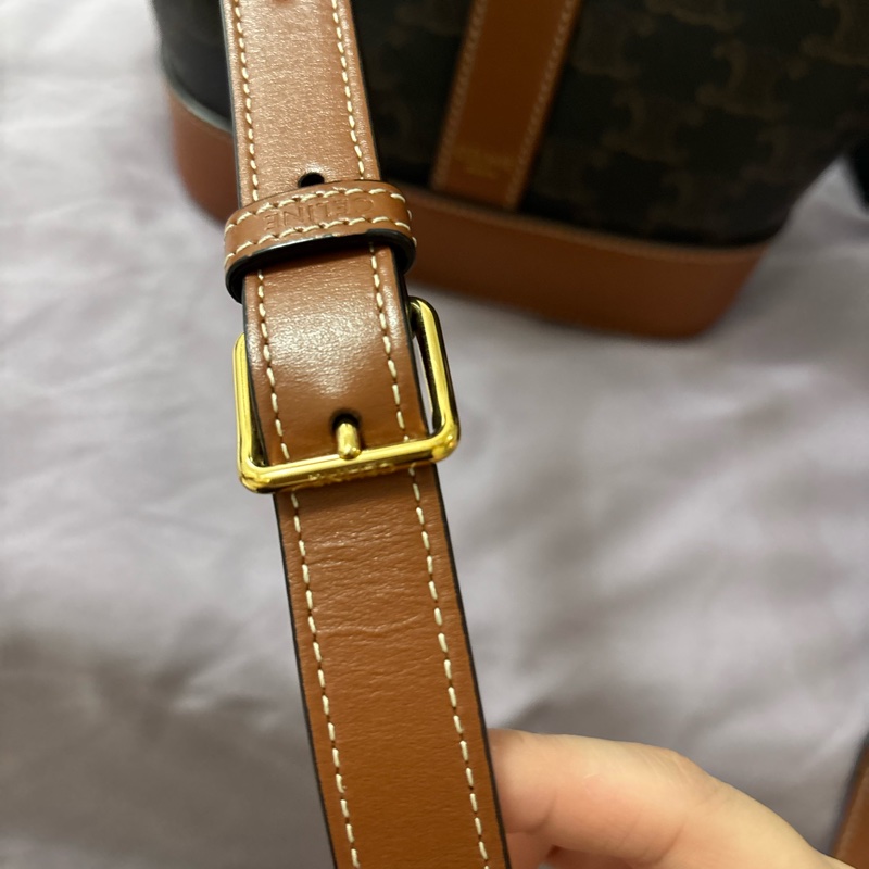 Celine 印花水桶包-17