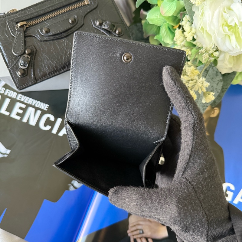 Le City 仿舊釦小羊皮迷你三折短夾(黑色)-6