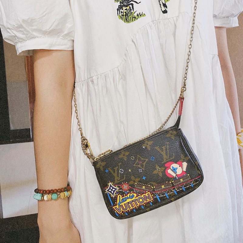 莉亞精品♡ LV M69752 限定彩繪小麻將 近新-1
