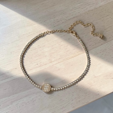 莉亞精品♡ Chanel logo 水鑽金幣項鏈 二手美品