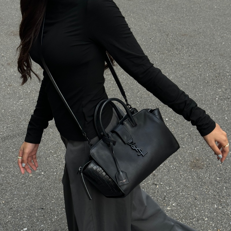（超級新‼️） YSL “So Black” 全黑鱷魚紋 斜背包【專櫃13萬】-5