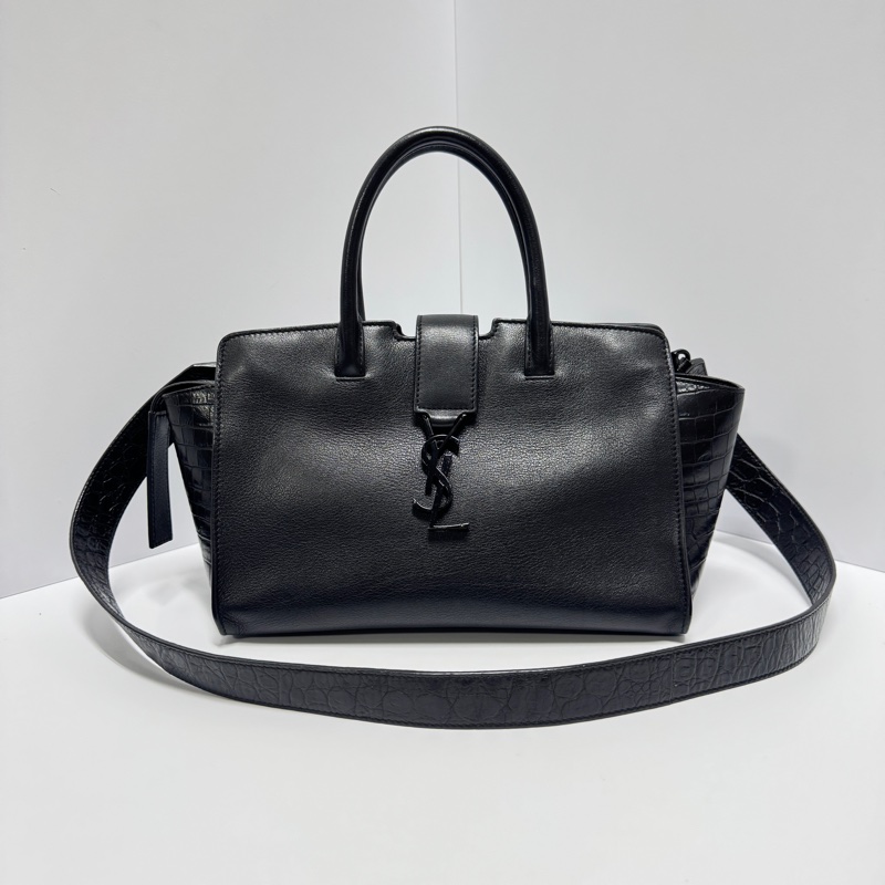（超級新‼️） YSL “So Black” 全黑鱷魚紋 斜背包【專櫃13萬】-10