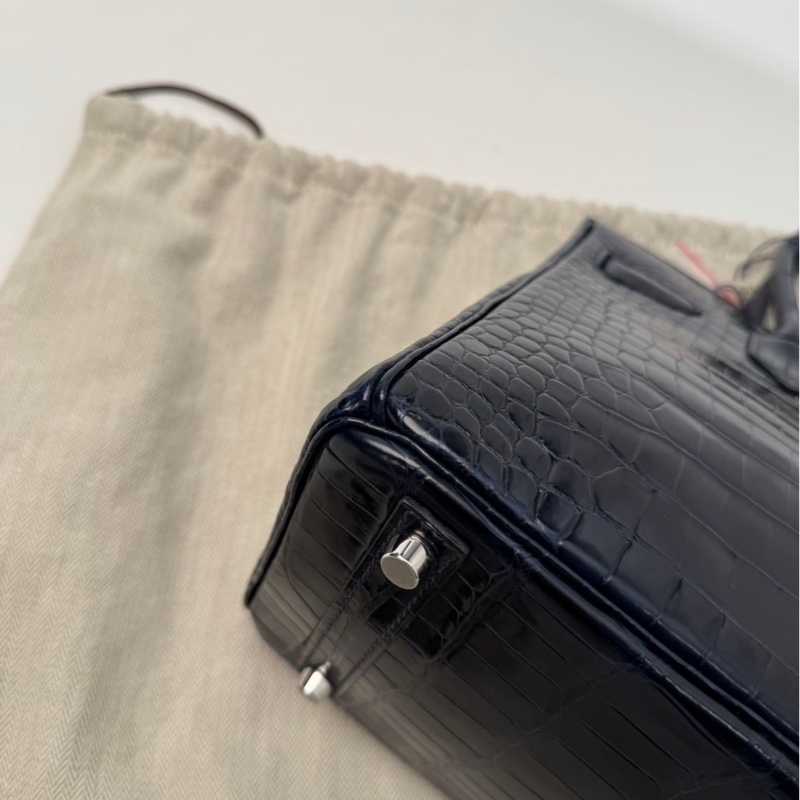 【Hermès Birkin 30 深海藍 倒V鱷魚｜銀扣｜M刻】-9