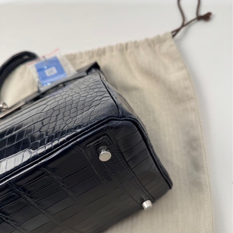 【Hermès Birkin 30 深海藍 倒V鱷魚｜銀扣｜M刻】-11