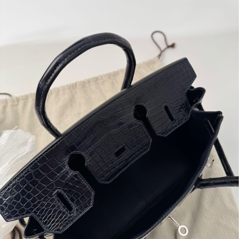 【Hermès Birkin 30 深海藍 倒V鱷魚｜銀扣｜M刻】-14