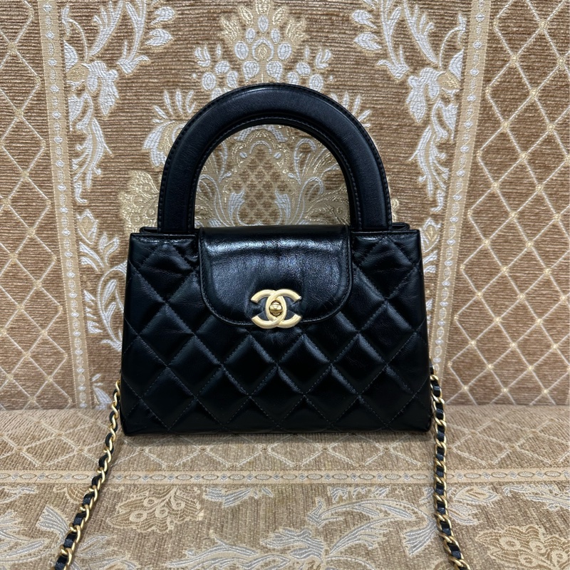 Chanel 黑油蠟牛皮金釦mini手提斜背購物包AS4416-0