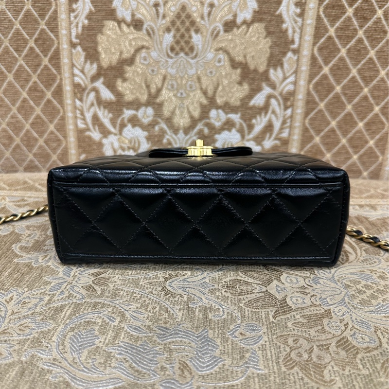 Chanel 黑油蠟牛皮金釦mini手提斜背購物包AS4416-4