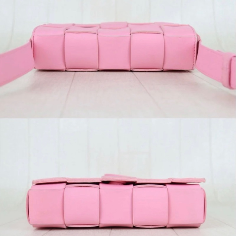 「JL精品代購」98新 BV 粉色 編織 斜背包-5