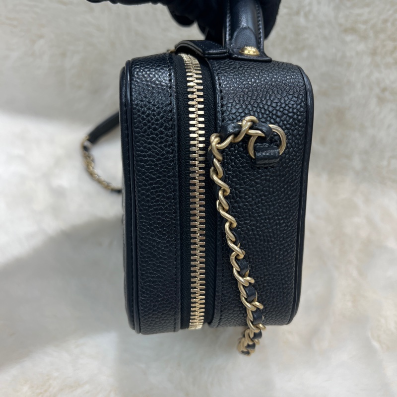 Chanel CC Filigree Vanity Case 。 XC471-3