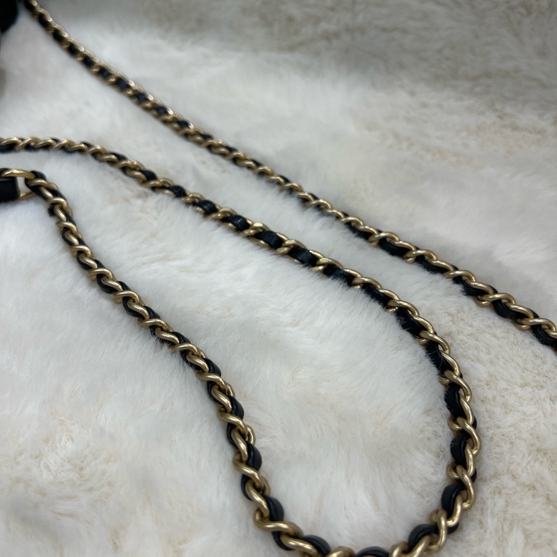 Chanel CC Filigree Vanity Case 。 XC471-27
