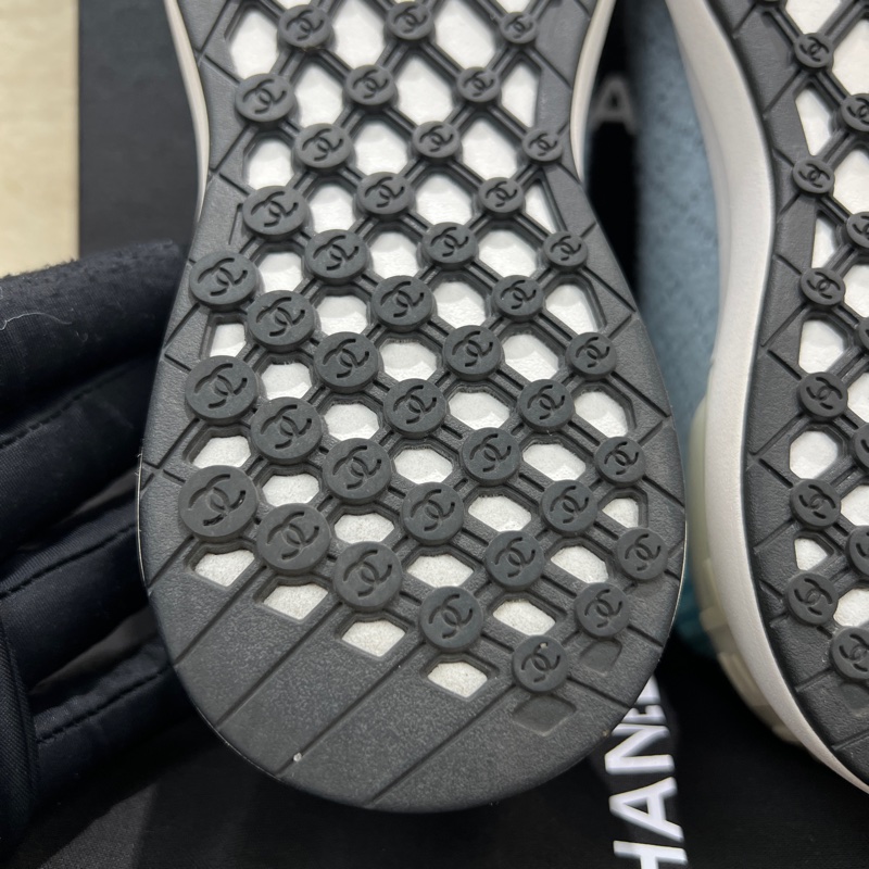 chanel  Multicolor CC Mixed Fabrics Knit Sneakers。XC024-17
