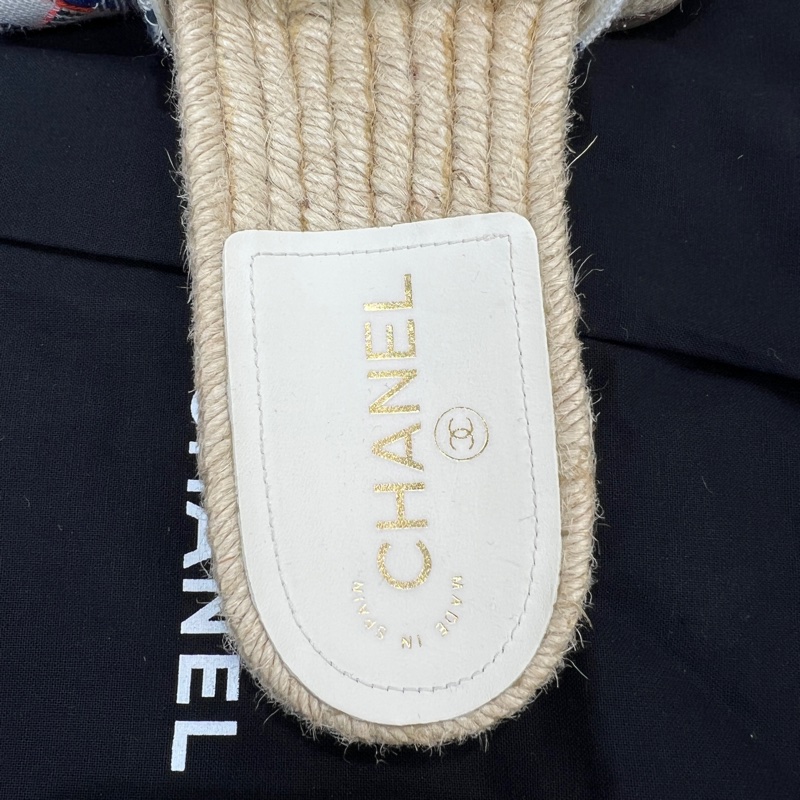 CHANEL Tweed Espadrille Slip On Sandals.      XC025-20
