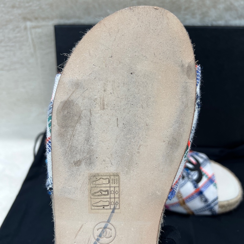CHANEL Tweed Espadrille Slip On Sandals.      XC025-25