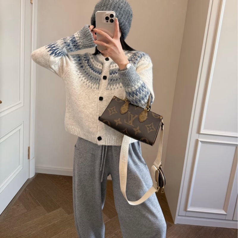 LV 路易威登原花雙色OnTheGo East West 橫版托特包寬背帶手提斜背包M46653-5