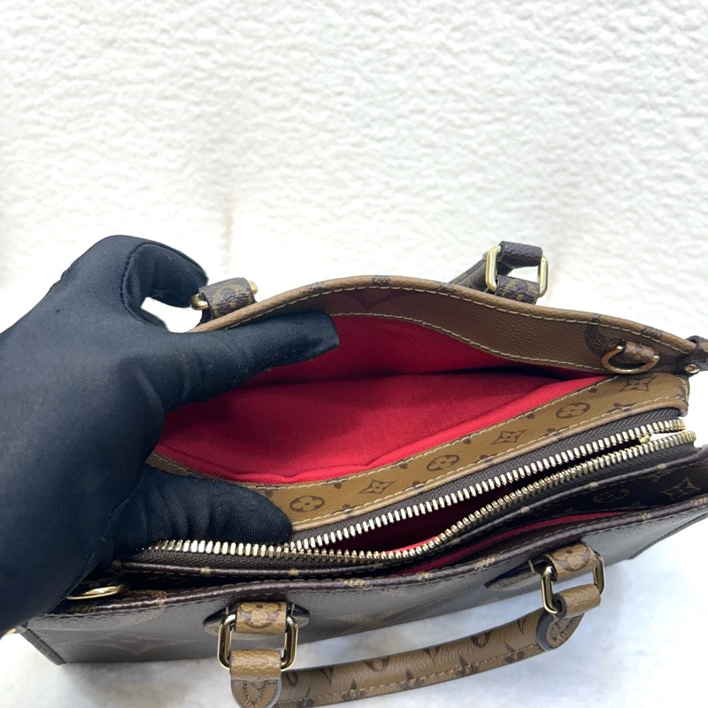 LV 路易威登原花雙色OnTheGo East West 橫版托特包寬背帶手提斜背包M46653-26