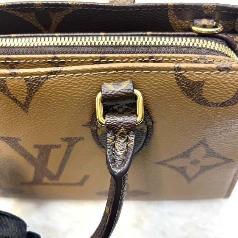 LV 路易威登原花雙色OnTheGo East West 橫版托特包寬背帶手提斜背包M46653-34