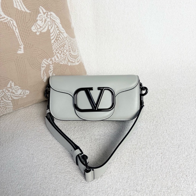 Valentino loco 斜挎包 小牛皮灰色 mini-1
