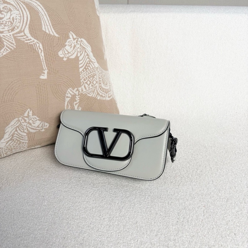 Valentino loco 斜挎包 小牛皮灰色 mini-3
