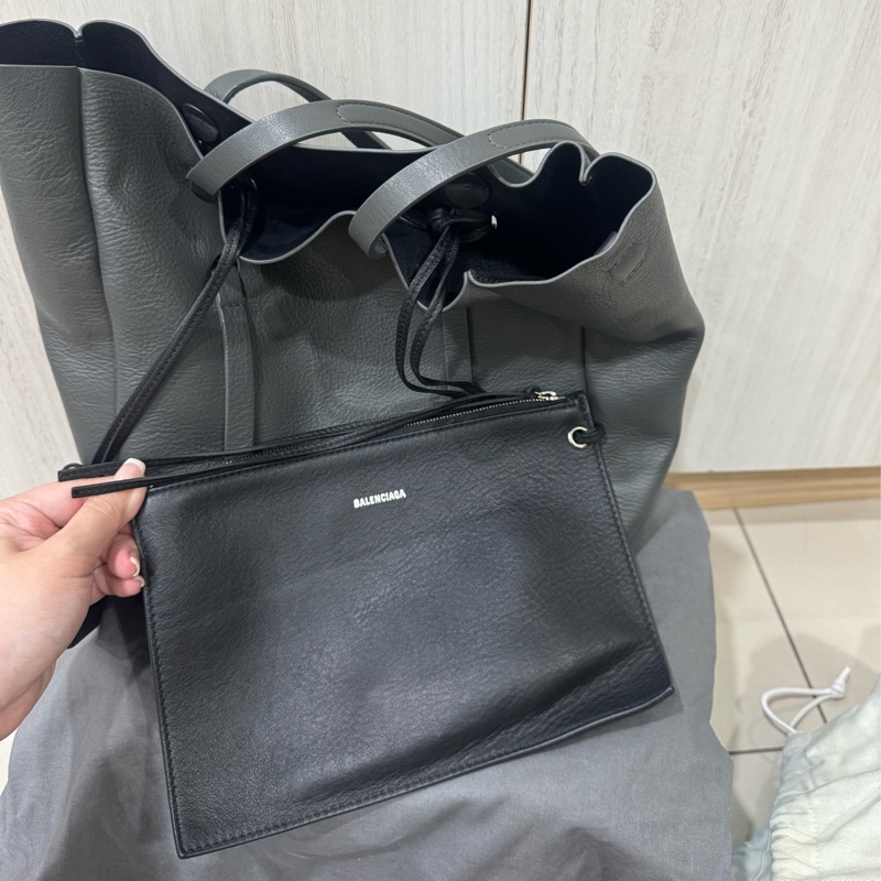 Balenciaga 大象灰肩背兩用托特包-16