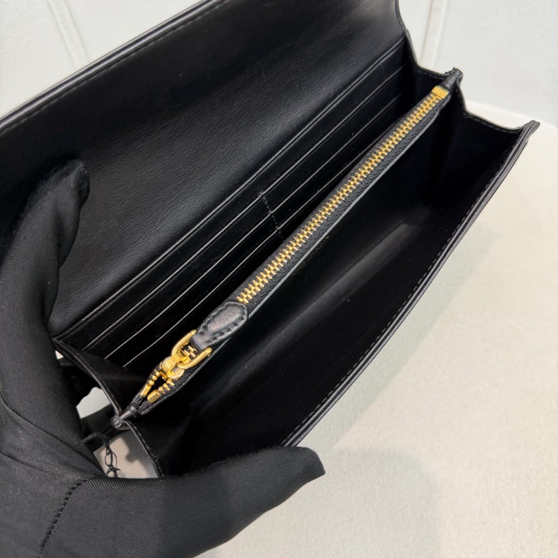 PRADA 黑色皮革拼帆布長夾 XC181-13