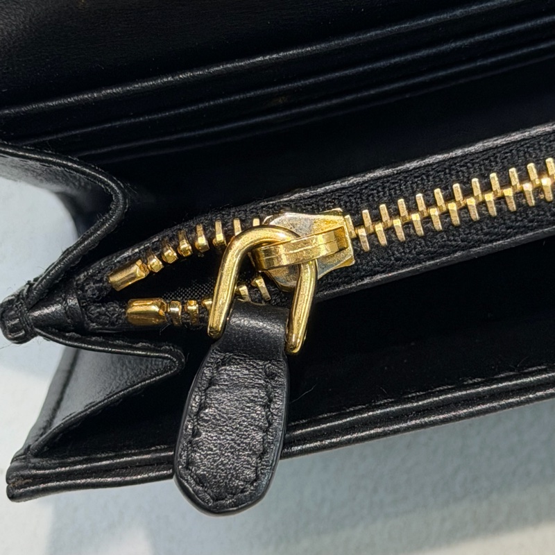 PRADA 黑色皮革拼帆布長夾 XC181-25