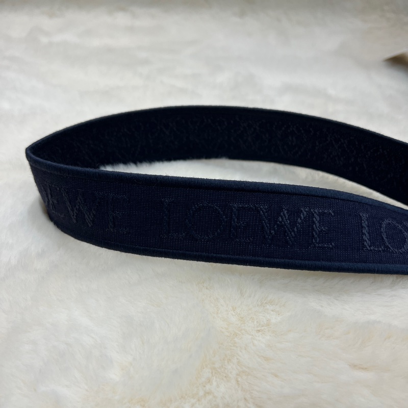 Loewe Compact Hammock 小號深藍色吊床包.  XC397-22