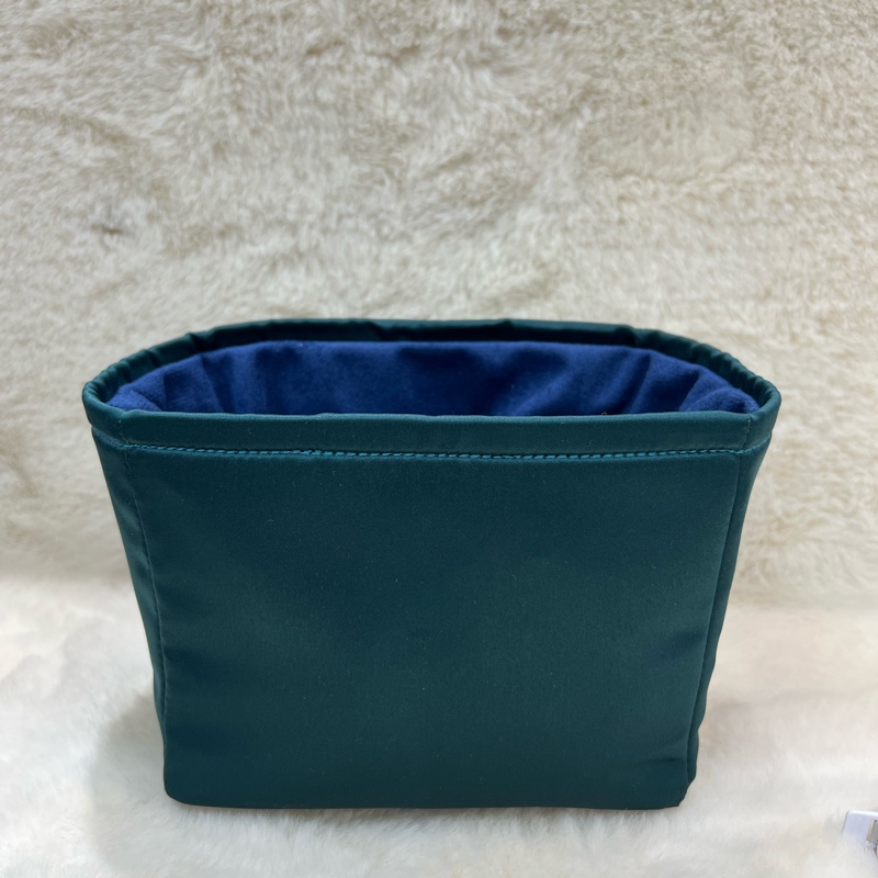 Loewe Compact Hammock 小號深藍色吊床包.  XC397-25