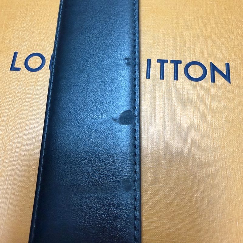 LV Initiales 40毫米雙面皮帶-19