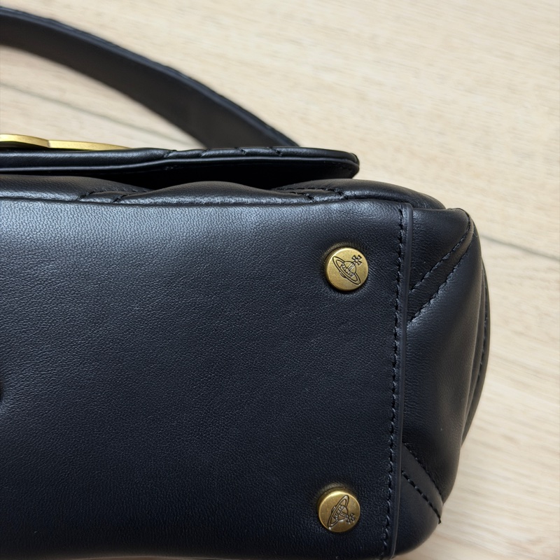 Vivienne Westwood Black Hazel Medium Bag 中號 肩背包/斜背包-6